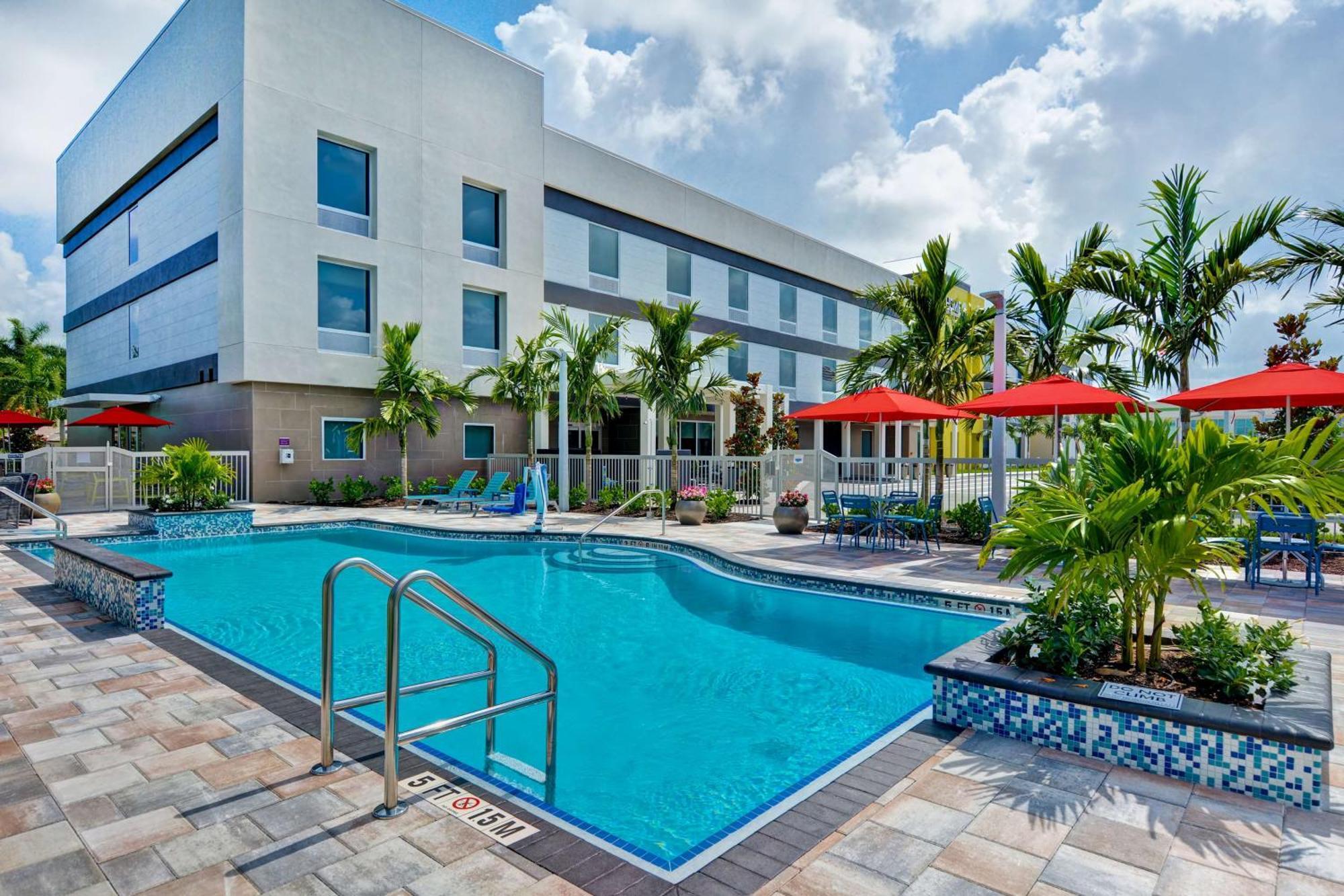 Home2 Suites By Hilton Naples I-75 Pine Ridge Road Kültér fotó