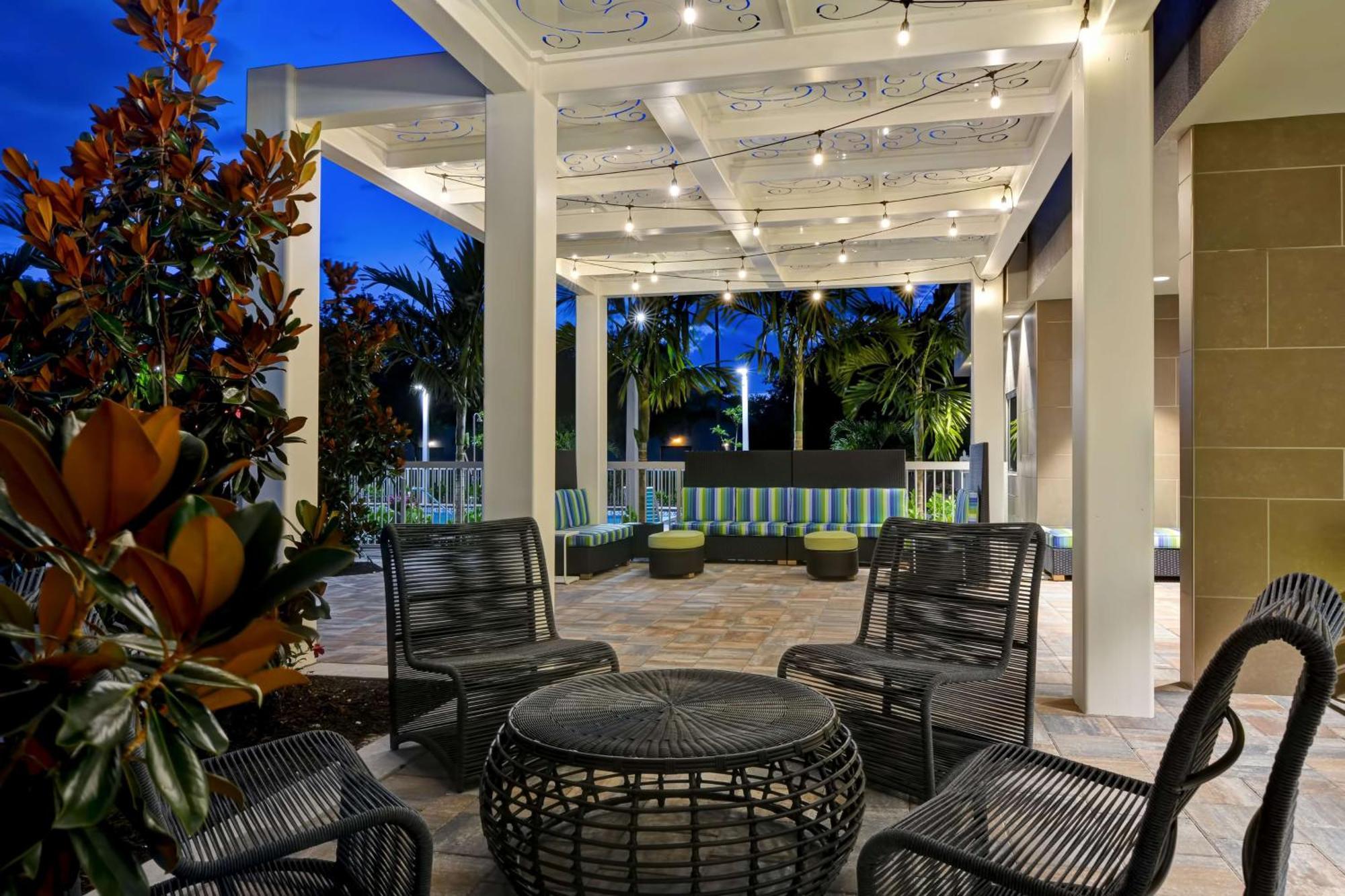 Home2 Suites By Hilton Naples I-75 Pine Ridge Road Kültér fotó